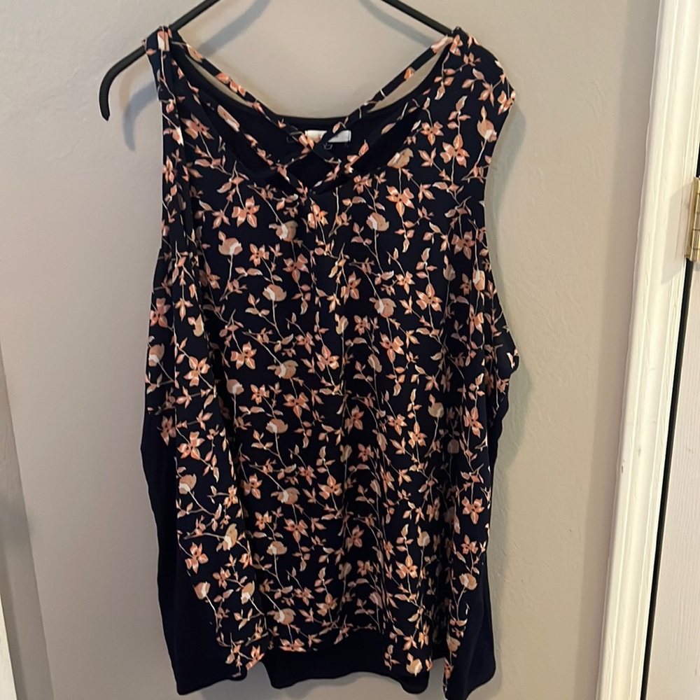 Maurice’s top